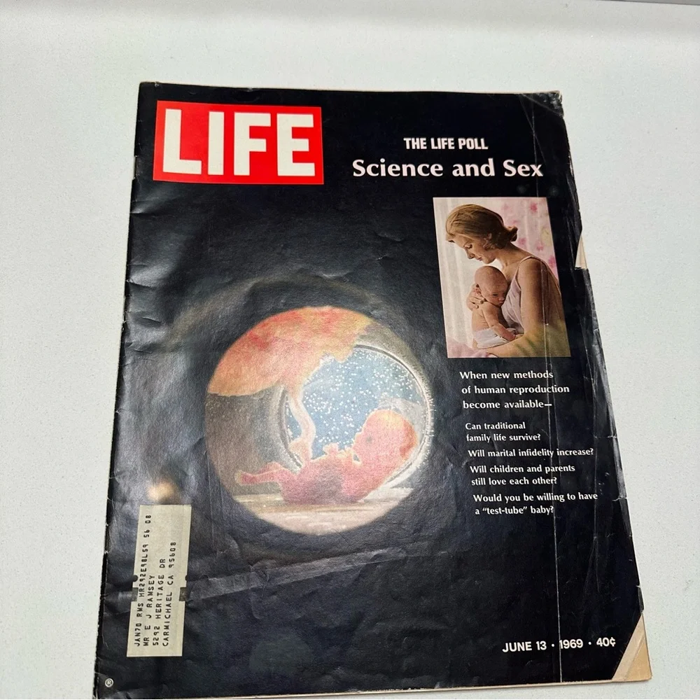 Vintage LIFE Magazine Set‎ of 2 - Drama of Life before birth 1965, science 1959
